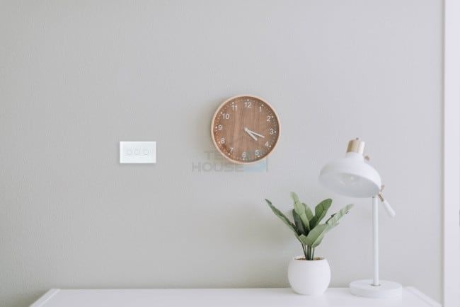 Công tắc cảm ứng thông minh FPT